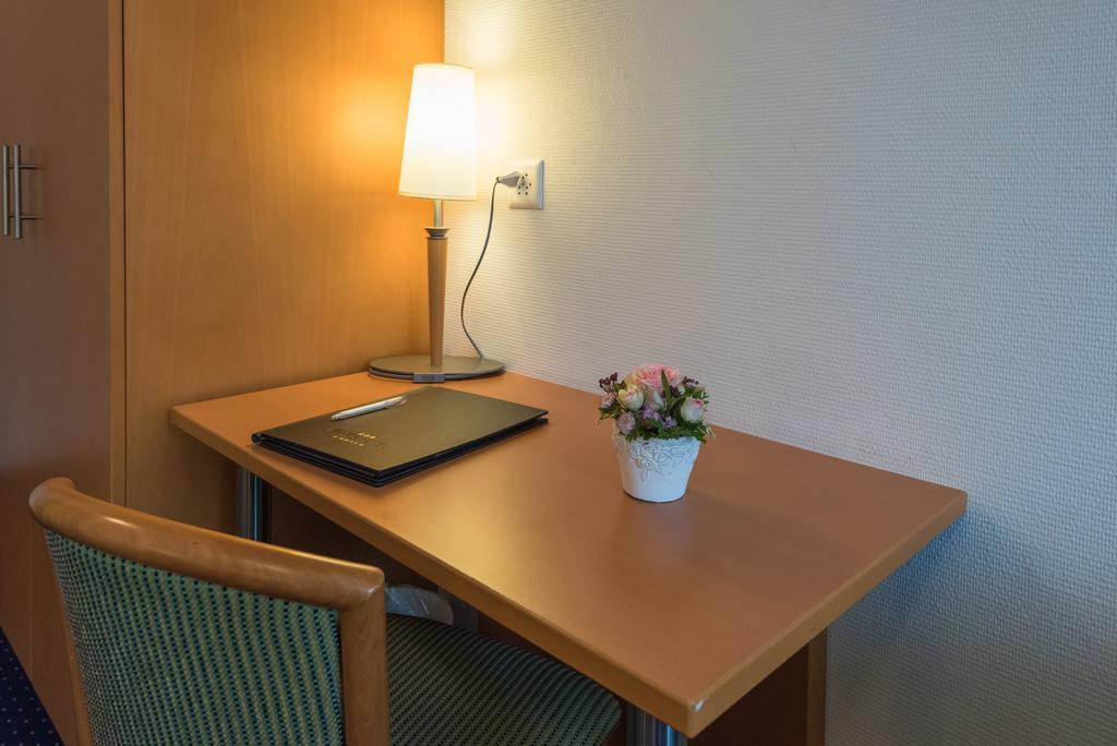 Parkhotel Gunten - Beach & Spa 外观 照片